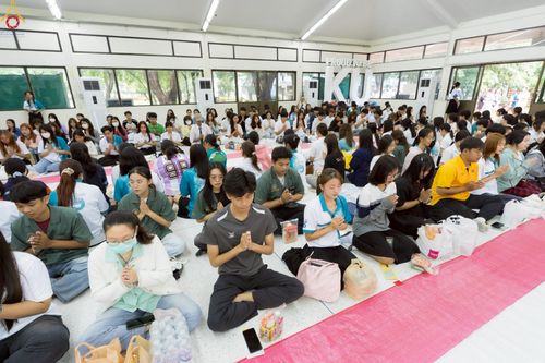 ภาพ No.243085:วันพฤหัสบดีที่ 4 กันยายน พ.ศ. 2568 เวลา 07.00-08.15 น. มหาวิทยาลัยเกษตรศาสตร์ กำแพงแสน ร่วมทำบุญตักบาตร Freshy KU85 พระสงฆ์ 85 รูป