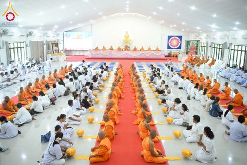 ภาพ No.278122:วันเสาร์ที่ 6 ธันวาคม พ.ศ. 2568 พิธีเวียนประทักษิณ ขอขมามอบผ้าไตร บรรพชาอุปสมบทหมู่ธรรมทายาท จำนวน 53 รูป โครงการอุปสมบทหมู่ รุ่นบูชาธรรมมหาปูชนียาจารย์ ประจำปี 2568 จังหวัดสระบุรี