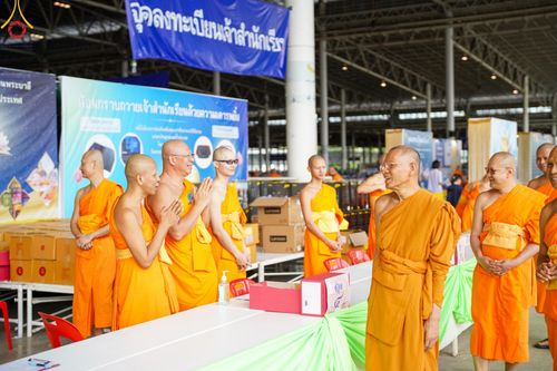 ภาพ No.146808:การต้อนรับพระสังฆาธิการ 2,000 กว่าวัดทั่วประเทศ และพิธีบูชาข้าวพระ เนื่องในวันสมาธิโลก วันอาทิตย์ที่ 4 สิงหาคม พ.ศ. 2567 ณ สภาธรรมกายสากล วัดพระธรรมกาย