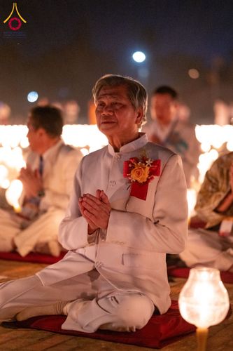 ภาพ No.130647:พิธีจุดโคมประทีปถวายเป็นพุทธบูชา ในโครงการบรรพชา 1,250 รูป ณ มหาวิหารมายาเทวี แดนประสูติ สวนลุมพินี ประเทศเนปาล วันที่ 9 มีนาคม พ.ศ. 2567