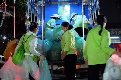 ภาพ No.116978:V.16 เป็นทีม การเตรียมงาน เก็บงาน การรับบุญของเจ้าหน้าที่หน่วยงานต่างๆ เพื่อโครงการธรรมยาตรา กตัญญูบูชามหาปูชนียาจารย์ พระมงคลเทพมุนี (สด จนฺทสโร) พระผู้ปราบมาร อนุสรณ์สถาน 7 แห่ง ปีที่ 12 ระหว่างวันที่ 2 - 31 มกราคม พ.ศ. 2567