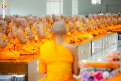 ภาพ No.169793:พิธีถวายภัตตาหารเมนูสวรรค์ "เพื่อการบรรลุธรรม" เนื่องในวันลอยกระทง (ขึ้น 15 ค่ำ เดือน 12) วันศุกร์ที่ 15 พฤศจิกายน พ.ศ. 2567 ณ หอฉันคุณยายอาจารย์ฯ วัดพระธรรมกาย