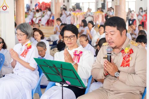 ภาพ No.200520:พิธีทอดผ้าป่าทำนุบำรุงศาสนสถาน ณ วัดรางกำหยาด ตำบลบางภาษี อำเภอบางเลน จังหวัดนครปฐม ในโครงการธรรมยาตรา กตัญญูบูชา มหาปูชนียาจารย์ พระมงคลเทพมุนี(สด จนฺทสโร) พระผู้ปราบมาร อนุสรณ์สถาน 7 แห่ง ปีที่ 13 วันที่ 22 มกราคม พ.ศ. 2568