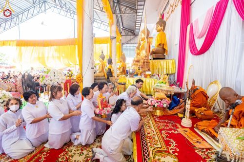 ภาพ No.167087:พิธีทอดกฐิน ณ วัดอัยยิการาม จ.ปทุมธานี ในโครงการกฐินสามัคคีทั่วไทย 30,000 วัด บูชาธรรม 80 ปี หลวงพ่อธัมมชโย โดยคณะศิษยานุศิษย์วัดพระธรรมกาย วันที่ 23 ตุลาคม พ.ศ. 2567