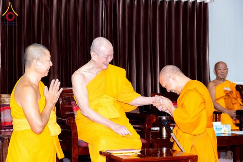 ภาพ No.238696:วันเสาร์ที่ 16 สิงหาคม พ.ศ. 2568 สัมมนาคณะสงฆ์โครงการกฐินสามัคคี 30,000 วัดทั่วไทย เพื่อฟื้นฟูพระพุทธศาสนา ณ แผ่นดินทอง พระมหาเจดีย์ทัตตชีโว ศูนย์อบรมเยาวชนกาญจนบุรี