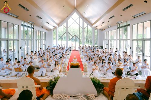 ภาพ No.171805:พิธีทอดกฐิน ศูนย์ปฏิบัติธรรมแก้วเมืองเลย วันที่ 27 ตุลาคม พ.ศ. 2567