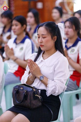 ภาพ No.200050:พิธีทอดผ้าป่าทำนุบำรุงศาสนสถาน ณ วัดบางไผ่นารถ ตำบลบางไทรป่า อำเภอบางเลน จังหวัดนครปฐม ในโครงการธรรมยาตรา กตัญญูบูชา มหาปูชนียาจารย์ พระมงคลเทพมุนี(สด จนฺทสโร) พระผู้ปราบมาร อนุสรณ์สถาน 7 แห่ง ปีที่ 13 วันที่ 22 มกราคม พ.ศ. 2568