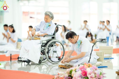 ภาพ No.238564:วันอาทิตย์ที่ 17 สิงหาคม พ.ศ. 2568 พิธีทอดผ้าป่าบำรุงศูนย์อบรมเยาวชนนครปฐม ครบรอบ 14 ปี และพิธีปลูกต้นไม้รอบสระเศรษฐี ณ ศูนย์อบรมเยาวชนนครปฐม