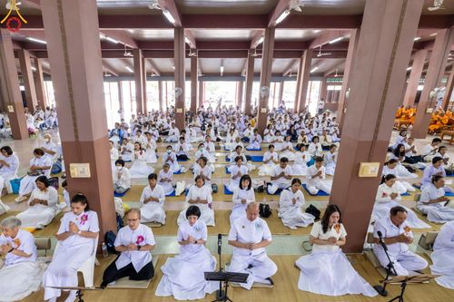 ภาพ No.189914:พิธีทอดผ้าป่าทำนุบำรุงศาสนสถาน ณ วัดอัมพวัน ต.สองพี่น้อง อ.สองพี่น้อง จ.สุพรรณบุรี ในโครงการธรรมยาตรา กตัญญูบูชา มหาปูชนียาจารย์ พระมงคลเทพมุนี(สด จนฺทสโร) พระผู้ปราบมาร อนุสรณ์สถาน 7 แห่ง ปีที่ 13 วันที่ 5 มกราคม พ.ศ. 2568