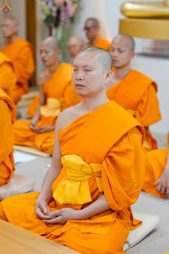 ภาพ No.261791:วันที่ 17 ตุลาคม พ.ศ. 2568 พิธีทอดกฐินวัดพระธรรมกายนางาโน่ ประเทศญี่ปุ่น  "เชื่อมสายบุญพระผู้ปราบมาร" บูชาธรรม 141 ปี พระมงคลเทพมุนี (สด จนฺทสโร)