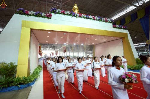 ภาพ No.240720:วันพุธที่ 27 สิงหาคม พ.ศ. 2568 พิธีทอดผ้าป่าเพื่อสร้างอาคาร  82 ปี หลวงพ่อธัมมชโย สมทบกฐินวัดพระธรรมกาย และกฐิน 30,000 วัดทั่วประเทศ ครั้งที่ 1