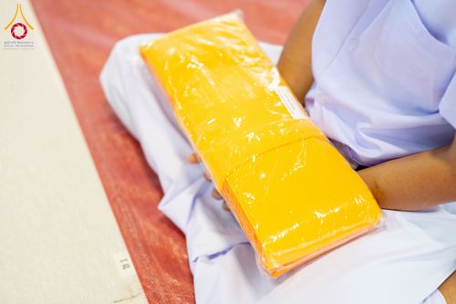 ภาพ No.277421:วันเสาร์ที่ 6 ธันวาคม พ.ศ. 2568 พิธีบรรพชาอุปสมบทและพิธีถวายบาตร โครงการอุปสมบทบูชาธรรมมหาปูชนียาจารย์ ประจำปี พ.ศ.2568 โครงการบวชพระนานาชาติ AEC และ WAB รุ่น CEO (นักบริหาร) รุ่นที่ 5 ณ โบสถ์พระไตรปิฏก วัดพระธรรมกาย