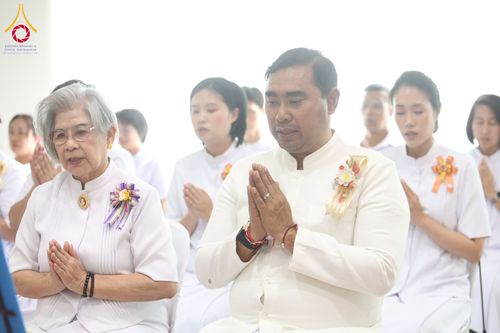 ภาพ No.290288:วันอังคารที่ 6 มกราคม พ.ศ. 2569 พิธีเจริญพุทธมนต์ ปฏิบัติธรรม มอบทุนการศึกษา ถวายสังฆทาน 142 วัด ณ ศูนย์ปฏิบัติธรรมพระมงคลเทพมุนี อ.สองพี่น้อง จ.สุพรรณบุรี