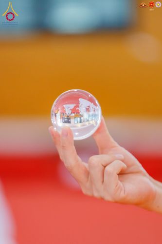 ภาพ No.283557:วันอาทิตย์ที่ 21 ธันวาคม  2568 พิธีบิณฑบาตฉลองสามเณรใหม่ ประเทศอินโดนีเซีย