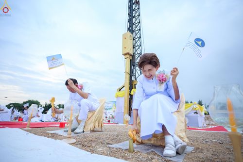 ภาพ No.339478:วันอังคารที่ 14  กรกฎาคม 2569 พิธีทอดผ้าป่าและพิธีตอกเสาเข็มมงคลต้นสุดท้าย องค์พระเจดีย์เพื่อสร้างสันติภาพโลก  ณ ธุดงคสถานพัฒนานิคม อ.พัฒนาพิคม จ.ลพบุรี