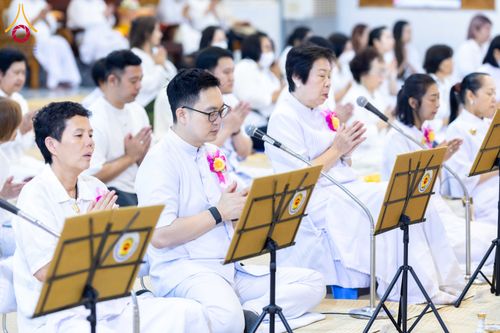 ภาพ No.295540:วันที่ 16 มกราคม พ.ศ. 2569 พิธีถวายภัตตาหารเป็นสังฆทาน แด่พระธรรมยาตรา ณ วัดโบสถ์บน ต.บางคูเวียง จ.นนทบุรี อนุสรณ์สถานลำดับที่ 4 สถานที่เกิดด้วยกายธรรม ในโครงการธรรมยาตรา กตัญญูบูชา มหาปูชนียาจารย์ พระมงคลเทพมุนี(สด จนฺทสโร) พระผู้ปราบมาร อนุสรณ์สถาน 7 แ