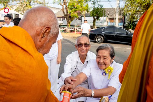 ภาพ No.310351:วันอาทิตย์ที่ 15 กุมภาพันธ์ พ.ศ. 2569 ตักบาตรพระ 1,000 รูป เมืองตรัง ปีที่ 2 ณ ลานพระบรมราชานุสาวรีย์ รัชกาลที่ 5 (หน้าศาลจังหวัดตรัง)อ.เมือง จ.ตรัง