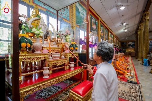 ภาพ No.285423:วันเสาร์ที่ 6 ธันวาคม พ.ศ.2568  พิธีอุปสมบทหมู่ ธรรมทายาท รุ่นบูชาธรรมมหาปูชนียาจารย์ ประจำปี 2568  ณ วัดเกาะแก้วประชานุรักษ์ ต.ชัยนาม อ.วังทอง จ.พิษณุโลก