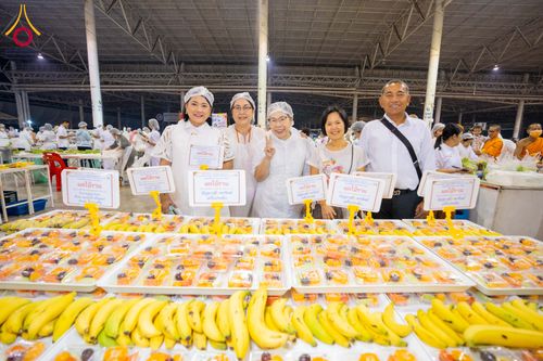 ภาพ No.306820:วันที่ 31 มกราคม พ.ศ. 2569 พิธีถวายภัตตาหารเป็นสังฆทาน แด่พระธรรมยาตรา ณ วัดพระธรรมกาย  จังหวัดปทุมธานี ในโครงการธรรมยาตรา กตัญญูบูชา มหาปูชนียาจารย์ พระมงคลเทพมุนี(สด จนฺทสโร) พระผู้ปราบมาร อนุสรณ์สถาน 7 แห่ง ปีที่ 14