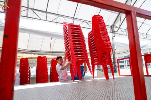 ภาพ No.58446:V.41 เทหมดใจ  ลุยต่อไป ร้อยซาวปี การเตรียมงาน การปฏิบัติงาน และการเก็บงาน ของเจ้าหน้าที่หน่วยงานต่างๆ เพื่อพิธีฉลองอายุวัฒนมงคล 80 ปี หลวงพ่อธัมมชโย และรับถวายมหาสังฆทาน 10,000 กว่าวัดทั่วประเทศ ในวันคุ้มครองโลก จันทร์ที่ 22 เมษายน พ.ศ. 2567