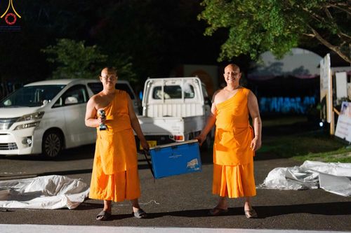 ภาพ No.147648:พิธีตัดปอยผม ขอขมา มอบบาตร ผ้าไตร โครงการปฐมอุปสมบท สมโภชอุโบสถ บูชาธรรม 80 ปี หลวงพ่อธัมมชโย ณ วัดพระธรรมกายโทชิหงิ ประเทศญี่ปุ่น วันพฤหัสบดีที่ 8 สิงหาคม พ.ศ. 2567