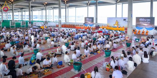 ภาพ No.320719:วันที่ 11 เมษายน พ.ศ.2569 พิธีตักบาตรฉลองสามเณรใหม่ โครงการบรรพชาสามเณรกล้าตะวัน ณ มหารัตนวิหาคด คอร์ 25 ชั้น 2 วัดพระธรรมกาย