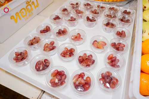 ภาพ No.307013:วันที่ 31 มกราคม พ.ศ. 2569 พิธีถวายภัตตาหารเป็นสังฆทาน แด่พระธรรมยาตรา ณ วัดพระธรรมกาย  จังหวัดปทุมธานี ในโครงการธรรมยาตรา กตัญญูบูชา มหาปูชนียาจารย์ พระมงคลเทพมุนี(สด จนฺทสโร) พระผู้ปราบมาร อนุสรณ์สถาน 7 แห่ง ปีที่ 14