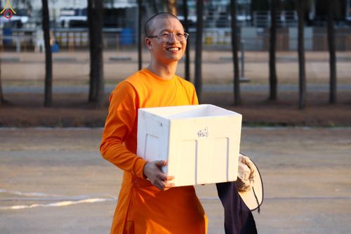 ภาพ No.320971:วันที่ 9 เมษายน พ.ศ.2569 การเตรียมงานจราจร เพื่องานถวายมหาสังฆทาน 40,000 กว่าวัดทั่วประเทศ วันคุ้มครองโลก 22 เมษายน พ.ศ.2569 วัดพระธรรมกาย