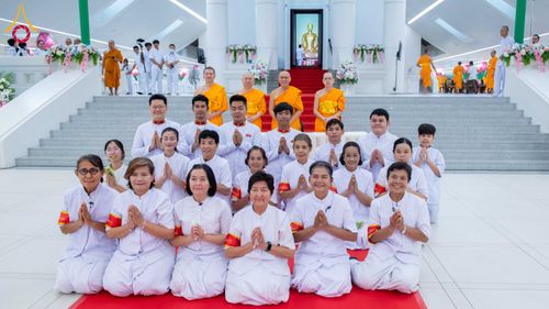 ภาพ No.309070:วันอาทิตย์ที่ 8 กุมภาพันธ์ พ.ศ. 2569  พิธีต้อนรับพระบัญชาสมเด็จพระสังฆราช แต่งตั้ง  “พระครูปลัดรัตนวีรวัฒน์” (รังสฤษดิ์ อิทฺธิจินฺตโก) เจ้าอาวาสวัดพระธรรมกาย ให้ดำรงตำแหน่ง “ที่ปรึกษาเจ้าคณะจังหวัดปทุมธานี”