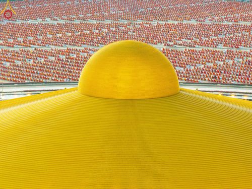 ภาพ No.221804:วันอังคารที่ 22 เมษายน พ.ศ. 2568 ภาพพิธีถวายมหาสังฆทานคณะสงฆ์ 40,000 กว่าวัดทั่วประเทศ เนื่องในวันคุ้มครองโลก ชุดที่ 2 (ปลื้มให้สมการรอคอย) ณ ลานธรรมพระมหาธรรมกายเจดีย์ วัดพระธรรมกาย