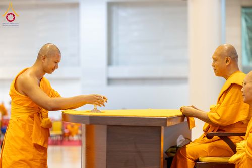 ภาพ No.308574:วันที่ 1 กุมภาพันธ์ พ.ศ. 2569 สัมมนาพิเศษ พิธีมอบพระราชเหล็ก ณ ห้องแก้วสารพัดนึก1 วัดพระธรรมกาย จ.ปทุมธานี