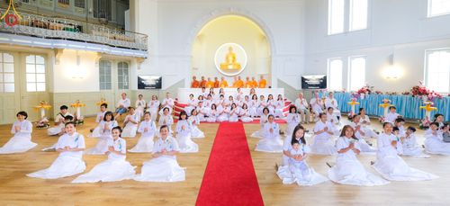 ภาพ No.82870:พิธีทอดผ้าป่าฉลองวัดพระธรรมกายนอร์ธสวีเดน  ในโอกาสสถาปนาครบรอบ 7 ปี  และพิธีวางแผ่นจารึกนามมงคล หน้าต่างบานทรัพย์ วันอาทิตย์ที่ 18 มิถุนายน พ.ศ.2566 ณ วัดพระธรรมกายนอร์ธสวีเดน ประเทศสวีเดน