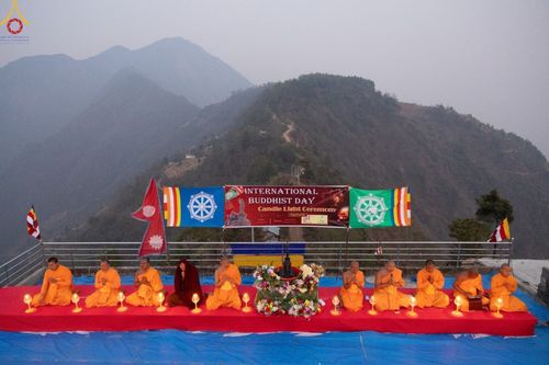 ภาพ No.80373:โครงการบรรพชาสามเณรภาคฤดูร้อน 100 รูป   ณ วัดมาศคันธะพุทธวิหาร เมืองลลิตปูร ประเทศเนปาล   ระหว่างวันที่ 5-15 เมษายน พ.ศ. 2566