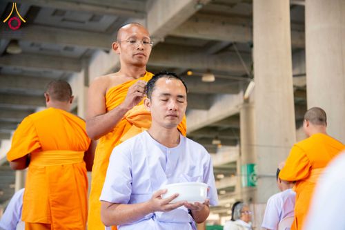 ภาพ No.293647:วันที่ 10 มกราคม พ.ศ. 2569 พิธีปลงผมธรรมทายาทบูชาธรรม 117  ปี คุณยายอาจารย์ฯ ณ วิหารคด วัดพระธรรมกาย ปทุมธานี