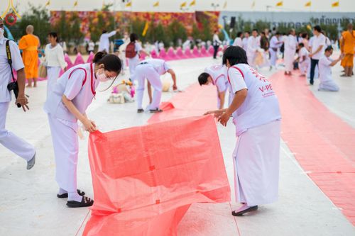 ภาพ No.119859:V.19 แกล้วกล้า การเตรียมงาน เก็บงาน การรับบุญของเจ้าหน้าที่หน่วยงานต่างๆ เพื่อโครงการธรรมยาตรา กตัญญูบูชามหาปูชนียาจารย์ พระมงคลเทพมุนี (สด จนฺทสโร) พระผู้ปราบมาร อนุสรณ์สถาน 7 แห่ง ปีที่ 12 ระหว่างวันที่ 2 - 31 มกราคม พ.ศ.2567