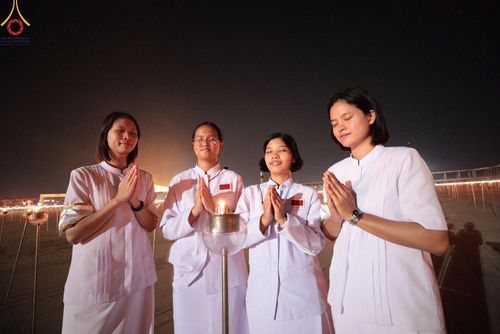 ภาพ No.125546:V.27 มาฆะ สาธุ  การรับบุญเตรียมงาน ปฎิบัติงาน เก็บงาน ของเจ้าหน้าที่หน่วยงานต่างๆ เพื่อวันมาฆบูชา วันเสาร์ที่ 24 กุมภาพันธ์  พ.ศ. 2567 ณ วัดพระธรรมกาย จ.ปทุมธานี