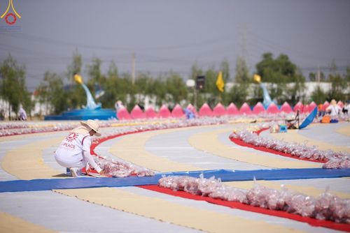 ภาพ No.117928:V.17 สำเร็จๆ การเตรียมงาน เก็บงาน การรับบุญของเจ้าหน้าที่หน่วยงานต่างๆ เพื่อโครงการธรรมยาตรา กตัญญูบูชามหาปูชนียาจารย์ พระมงคลเทพมุนี (สด จนฺทสโร) พระผู้ปราบมาร อนุสรณ์สถาน 7 แห่ง ปีที่ 12 ระหว่างวันที่ 2 - 31 มกราคม พ.ศ.2567