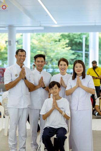 ภาพ No.78426:พิธีตัดปอยผม โครงการหน่อแก้วเปรียญธรรมรุ่นที่ 11  วันที่ 26 มีนาคม พ.ศ.2566  ณ หมู่กุฏิสามเณร อาคารค่ายจองแชมป์ วัดพระธรรมกาย