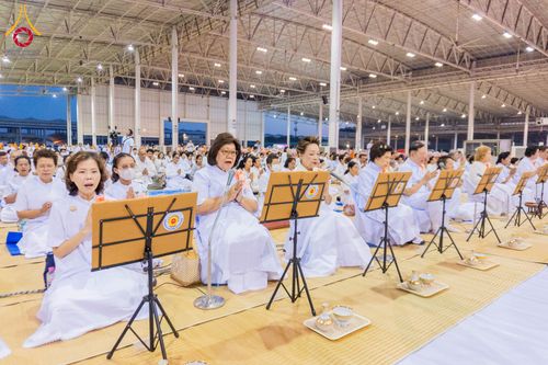 ภาพ No.279051:วันที่ 2 มกราคม พ.ศ.2569 พิธีถวายภัตตาหารเป็นสังฆทาน แด่พระธรรมยาตรา ณ วัดพระธรรมกาย ปทุมธานี ในโครงการธรรมยาตรา กตัญญูบูชา มหาปูชนียาจารย์ พระมงคลเทพมุนี(สด จนฺทสโร) พระผู้ปราบมาร อนุสรณ์สถาน 7 แห่ง ปีที่ 14