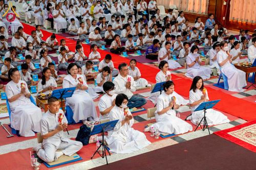 ภาพ No.304431:วันที่ 27 มกราคม พ.ศ. 2569 พิธีทอดผ้าป่าทำนุบำรุงศาสนสถาน ณ วัดบางไผ่นารถ ต.บางไทรป่า อ.บางเลน จ.นครปฐม ในโครงการธรรมยาตรา กตัญญูบูชา มหาปูชนียาจารย์ พระมงคลเทพมุนี(สด จนฺทสโร) พระผู้ปราบมาร อนุสรณ์สถาน 7 แห่ง ปีที่ 14