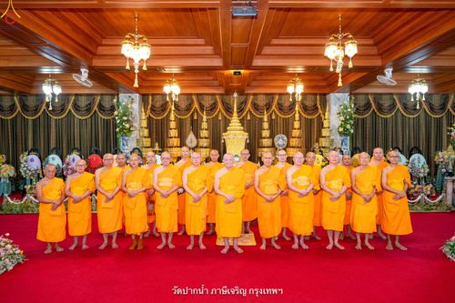 ภาพ No.342118:วันศุกร์ที่ 31 กรกฎาคม พ.ศ.2569 พระภิกษุวัดพระธรรมกาย ทำวัตรพระผู้ใหญ่เนื่องในวันเข้าพรรษา