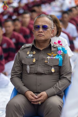 ภาพ No.351452:วันที่ 22 กันยายน พ.ศ. 2569  พิธีตักบาตรสามเณรธรรมทายาท โครงการบรรพชาพัฒนาคุณธรรม จริยธรรม  สำหรับนักเรียนนายสิบตำรวจ (นสต.) รุ่นที่ 16 ศูนย์ฝึกอบรมตำรวจภูธรภาค 1  ณ วัดพระพุทธบาทราชวรมหาวิหาร