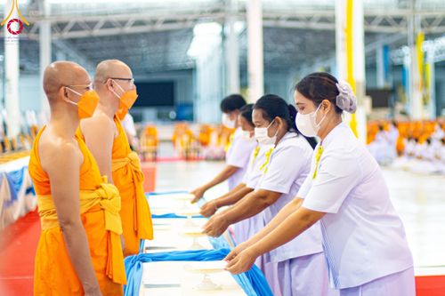 ภาพ No.87900:พิธีรำลึกนักสร้างบารมี ในวันมหารำลึกครั้งที่ 33 วันเสาร์ที่ 16 กันยายน พ.ศ. 2566 ณ หน้ารัตนบัลลังก์ สภาธรรมกายสากล วัดพระธรรมกาย