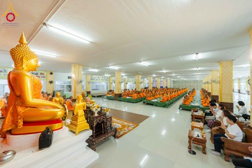 ภาพ No.329123:วันเสาร์ที่ 16 พฤษภาคม พ.ศ.2569 ธรรมยาตรา เดินดูดวงขึ้นดอยฉลองแชมป์บาลี วัดบ้านขุน อำเภอฮอด จังหวัดเชียงใหม่