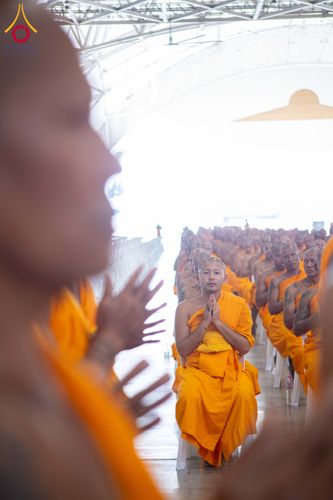 ภาพ No.308706:วันที่ 1 กุมภาพันธ์ พ.ศ. 2569 พิธีรับประกาศนียบัตร และพระของขวัญพระธรรมยาตรา ณ สภาธรรมกายสากล วัดพระธรรมกาย จ.ปทุมธานี