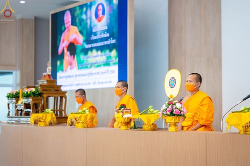 ภาพ No.65605:พิธีปลงผม และพิธีขอขมามอบผ้าไตร นาคธรรมทายาท ในโครงการอุปสมบทบูชาธรรม มหาปูชนียาจารย์ประจำปี 2565 ณ ศูนย์ปฏิบัติธรรมภาคใต้ บางกล่ำ จ.สงขลา วันที่ 19 พฤศจิกายน พ.ศ. 2565