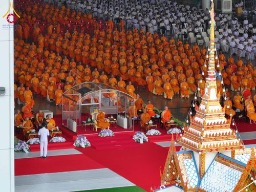 ภาพ No.316504:วันอาทิตย์ที่ 29 มีนาคม พ.ศ. 2569 พิธีทอดผ้าบังสุกุลและพิธีชำระร่าง โยมพ่อณรงค์ จินตมากุล  สิริอายุ 99 ปี 11 เดือน โยมบิดา พระครูปลัดรัตนวีรวัฒน์ (รังสฤษดิ์ อิทฺธิจินตโก) ที่ปรึกษาเจ้าคณะจังหวัดปทุมธานี เจ้าอาวาสวัดพระธรรมกาย  ณ ฌาปนสถานชั่วคราว ทางเข้า 