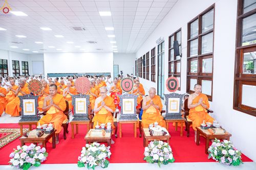 ภาพ No.342995:วันอาทิตย์ที่ 9 สิงหาคม พ.ศ.2569 พิธีมอบพัด ตั้งฐานานุกรม พระราชภาวนาวชิรวิเทศ วิ. ณ ห้องอาคารปลูกศรัทธา 2 วัดพระธรรมกาย
