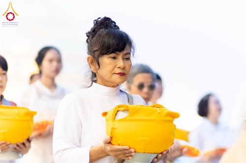 ภาพ No.298058:วันเสาร์ที่ 17 มกราคม พ.ศ. 2569 พิธีบรรพชาอุปสมบท โครงการอุปสมบทหมู่ บูชาธรรมครบ 117 ปี คุณยายอาจารย์มหารัตนอุบาสิกาจันทร์ ขนนกยูง  ณ อุโบสถพระไตรปิฎก วัดพระธรรมกาย