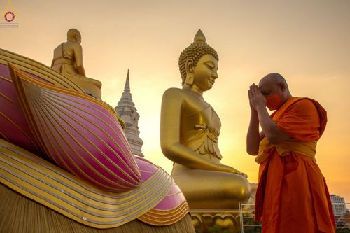 ภาพ No.74343:พุทธบุตรธรรมยาตรา ปฏิบัติธรรมและบันทึกภาพประวัติศาสตร์ ในโครงการธรรมยาตรากตัญญูบูชา มหาปูชนียาจารย์ พระมงคลเทพมุนี(สด จนฺทสโร) พระผู้ปราบมาร อนุสรณ์สถาน 7 แห่ง ปีที่ 11 ณ อนุสรณ์สถานลำดับที่ 6 สถานที่ค้นคว้าและเผยแผ่วิชาธรรมกาย วัดปากน้ำภาษีเจริญ กรุงเทพ